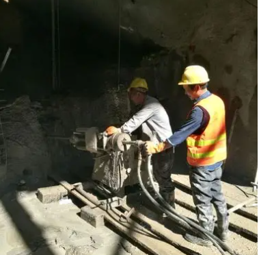 冠县水下抗分散灌浆料特点 水下不分散注浆料介绍