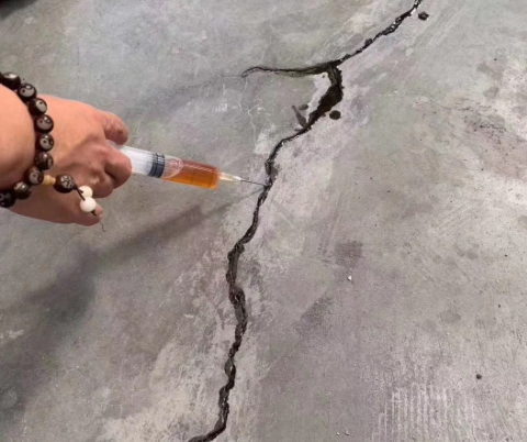 冠县混凝土裂缝修补技术详解​